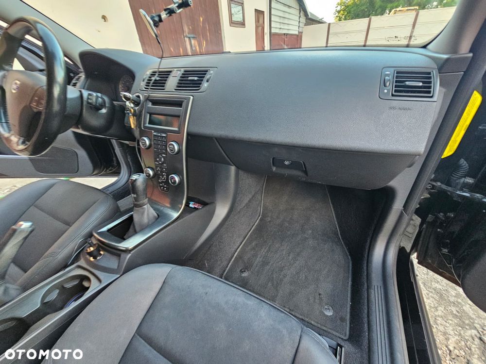 Volvo C30 1.6 - 19