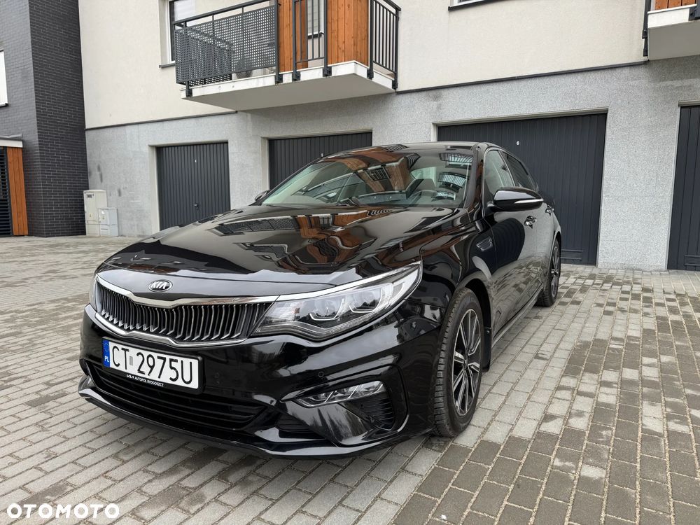 Kia Optima - 1