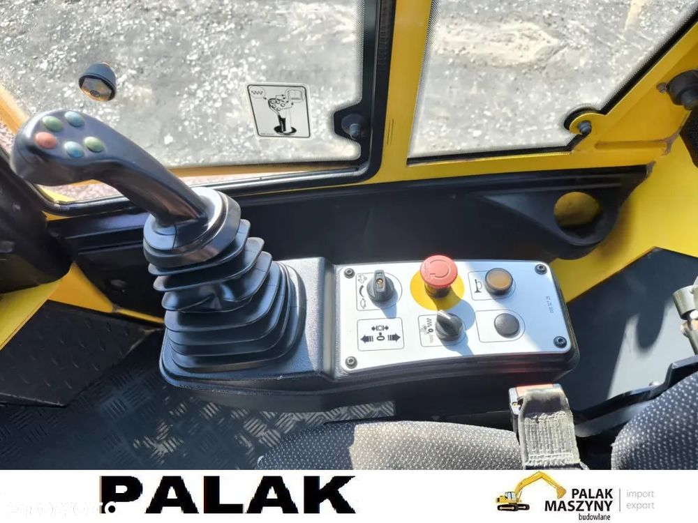 Bomag Walec drogowy  BW 213 DH METAL-GUMA  ,2015 rok - 11