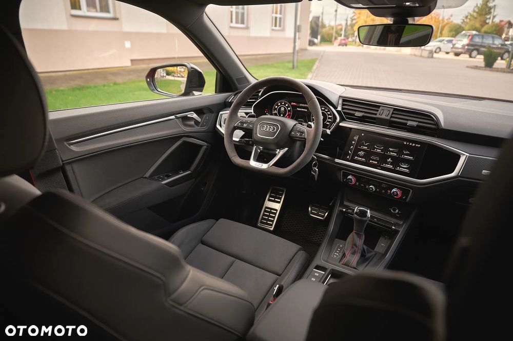Audi RS Q3 - 39