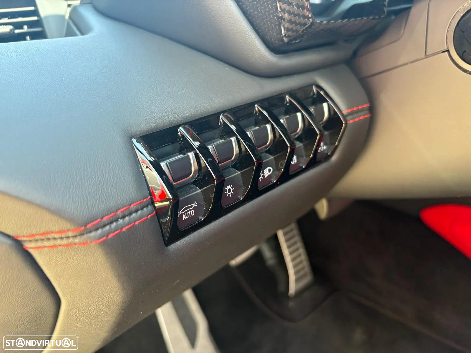 Lamborghini Aventador 6.5 V12 LP740-4 S - 13