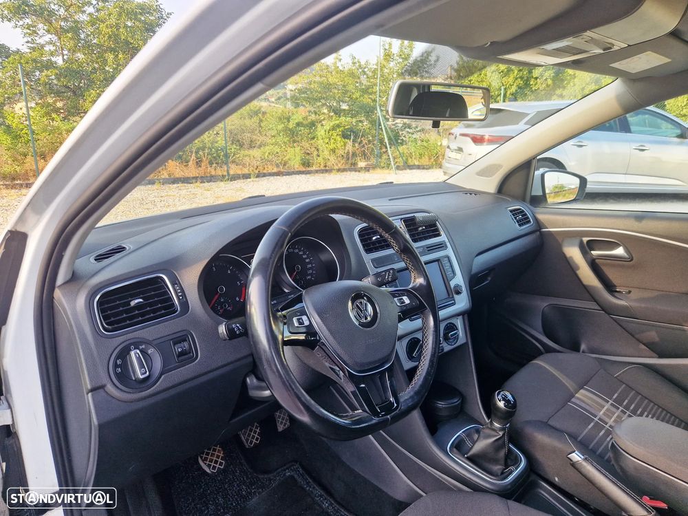 VW Polo 1.4 TDi Lounge - 15