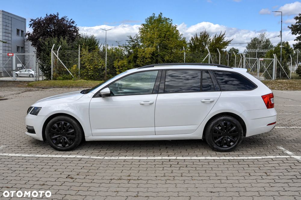 Skoda Octavia - 2