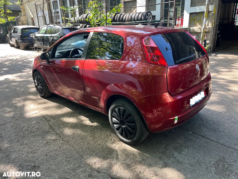 Dezmembrez Fiat Punto 2008 visiniu 1,4 benzina coupe - 7