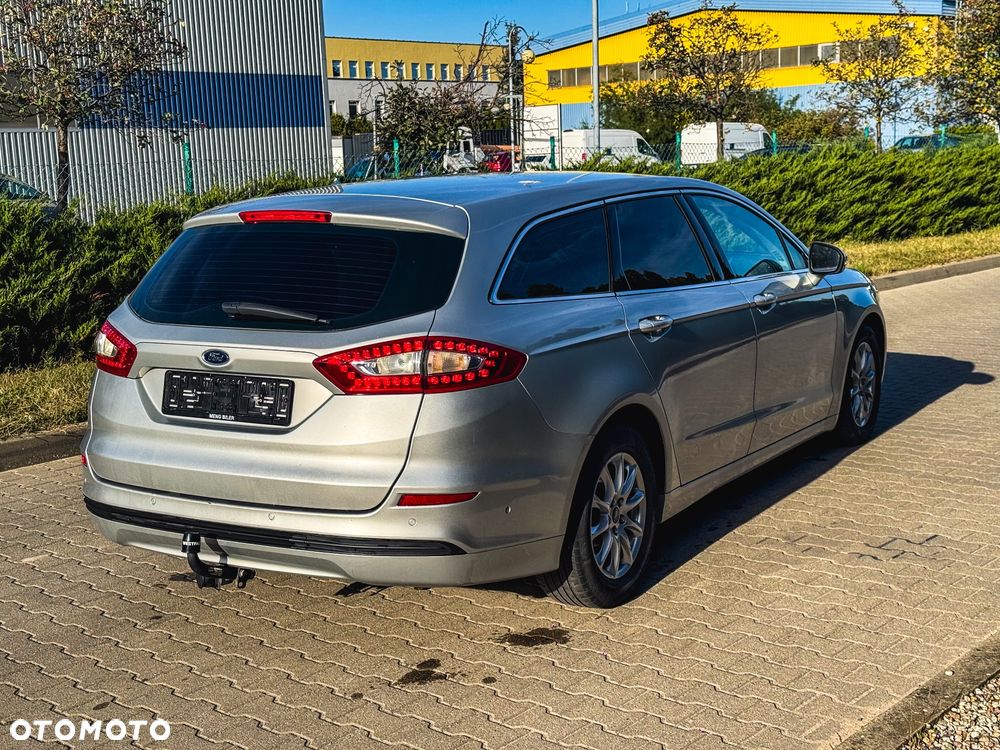 Ford Mondeo 2.0 TDCi Titanium PowerShift - 9