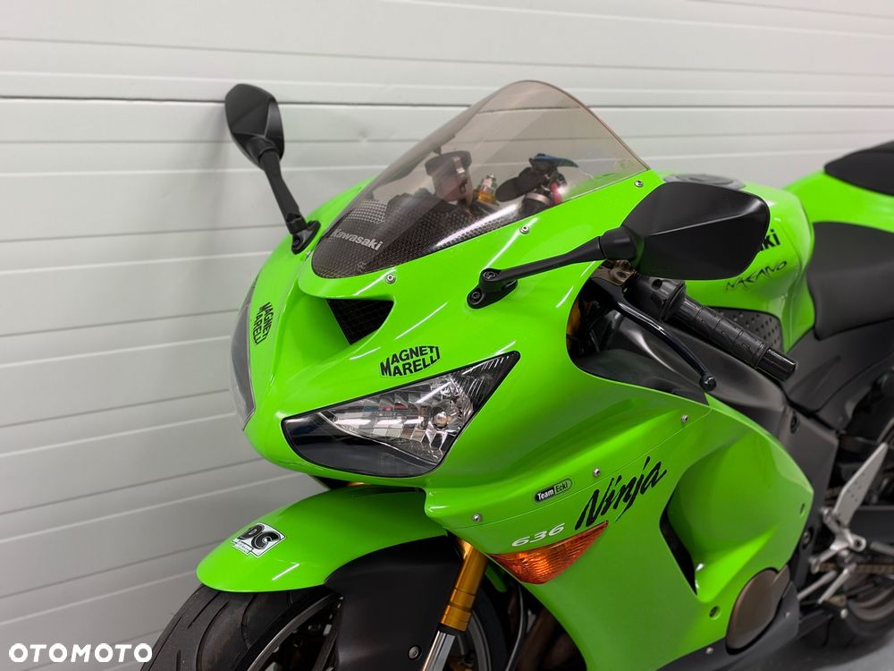 Kawasaki ZXR - 32