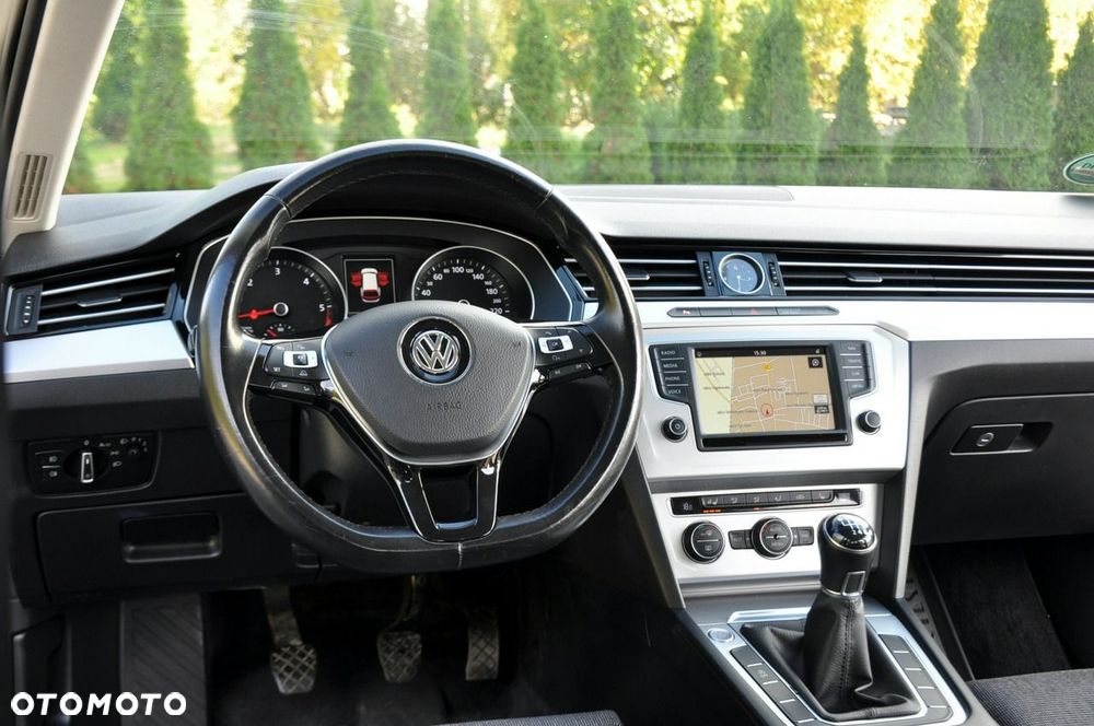 Volkswagen Passat Variant - 31