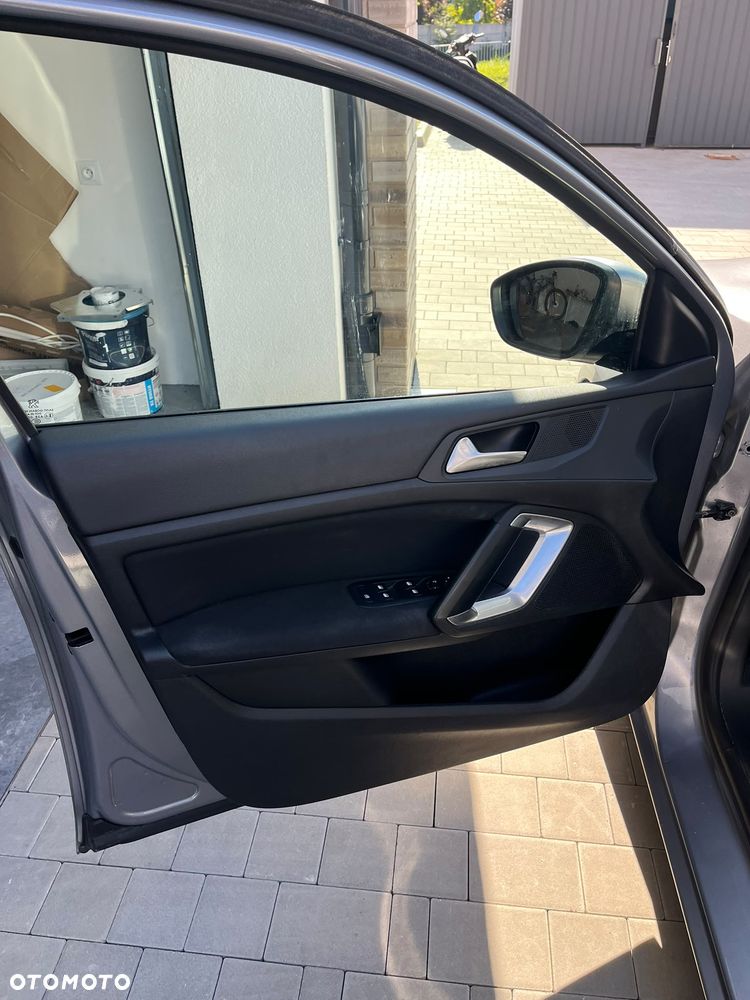 Peugeot 308 1.5 BlueHDi Active Pack S&S - 17