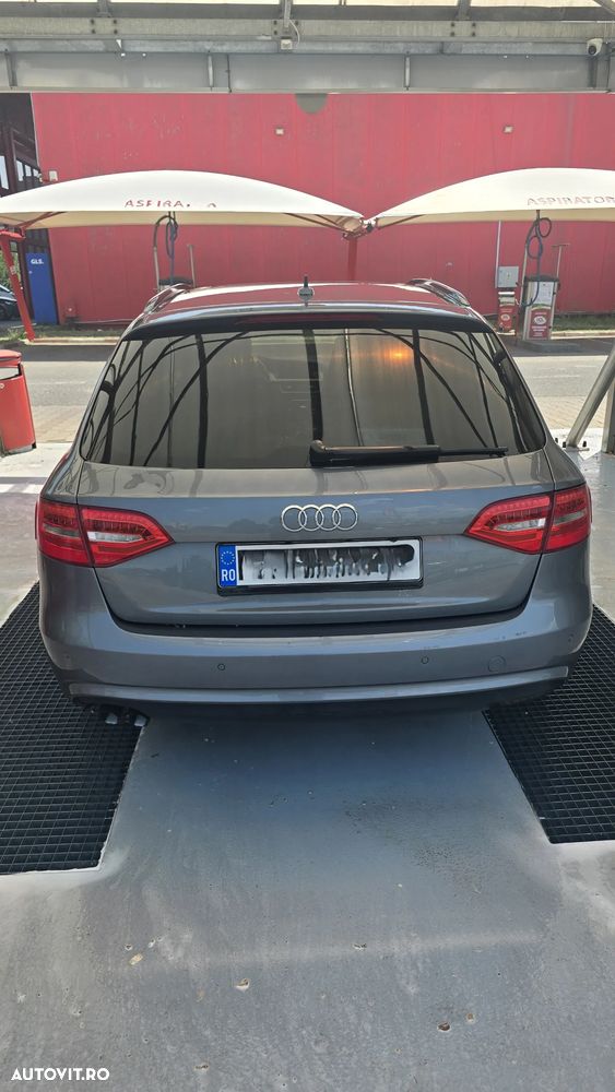 Audi A4 Limuzina 2.0 TDI DPF quattro Attraction - 3