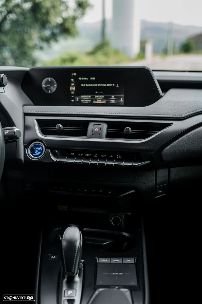 Lexus UX 300e Luxury - 23