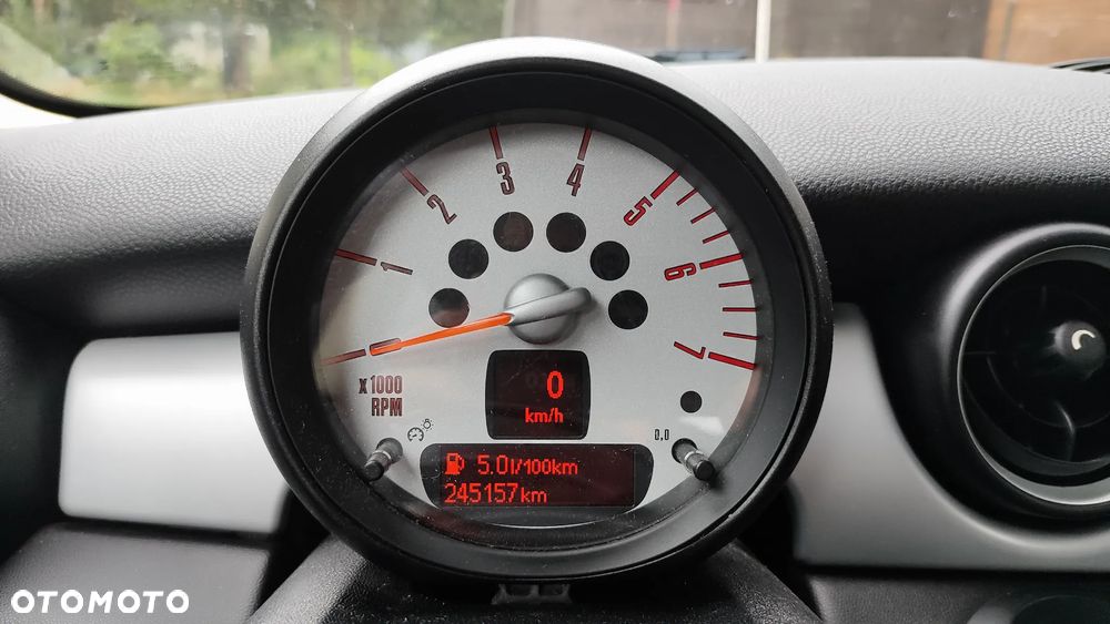 MINI Clubman Cooper D - 13