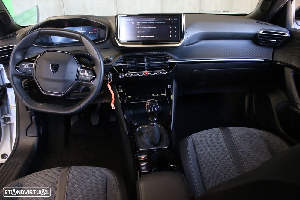 Peugeot 2008 1.2 PureTech Allure - 31