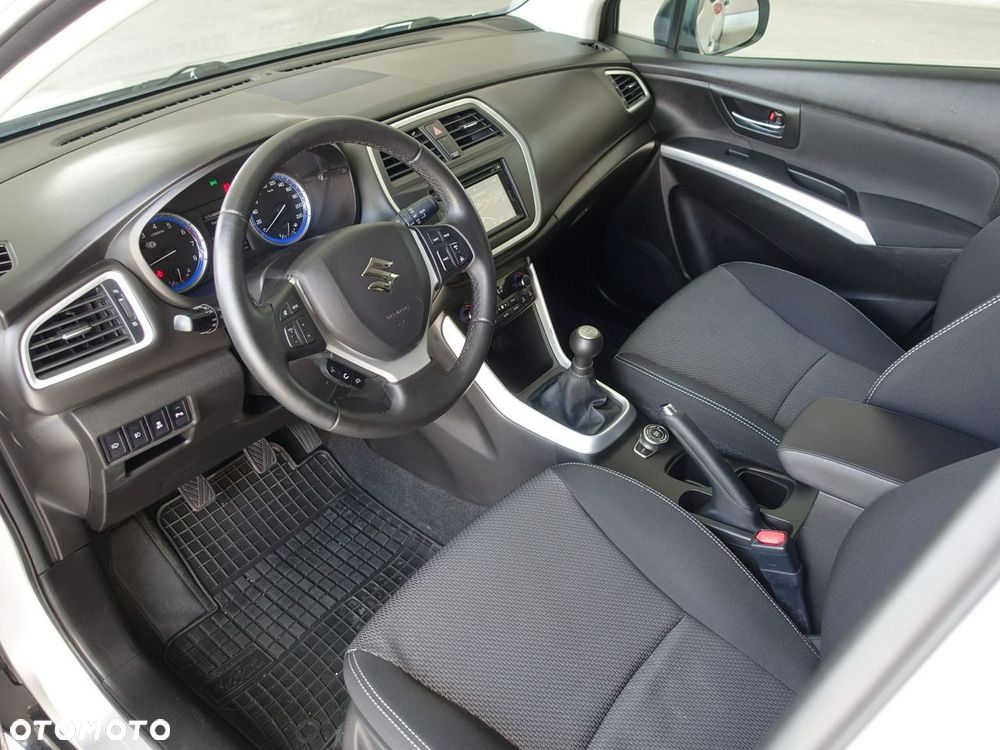 Suzuki SX4 S-Cross 1.6 Premium Plus 4WD - 12