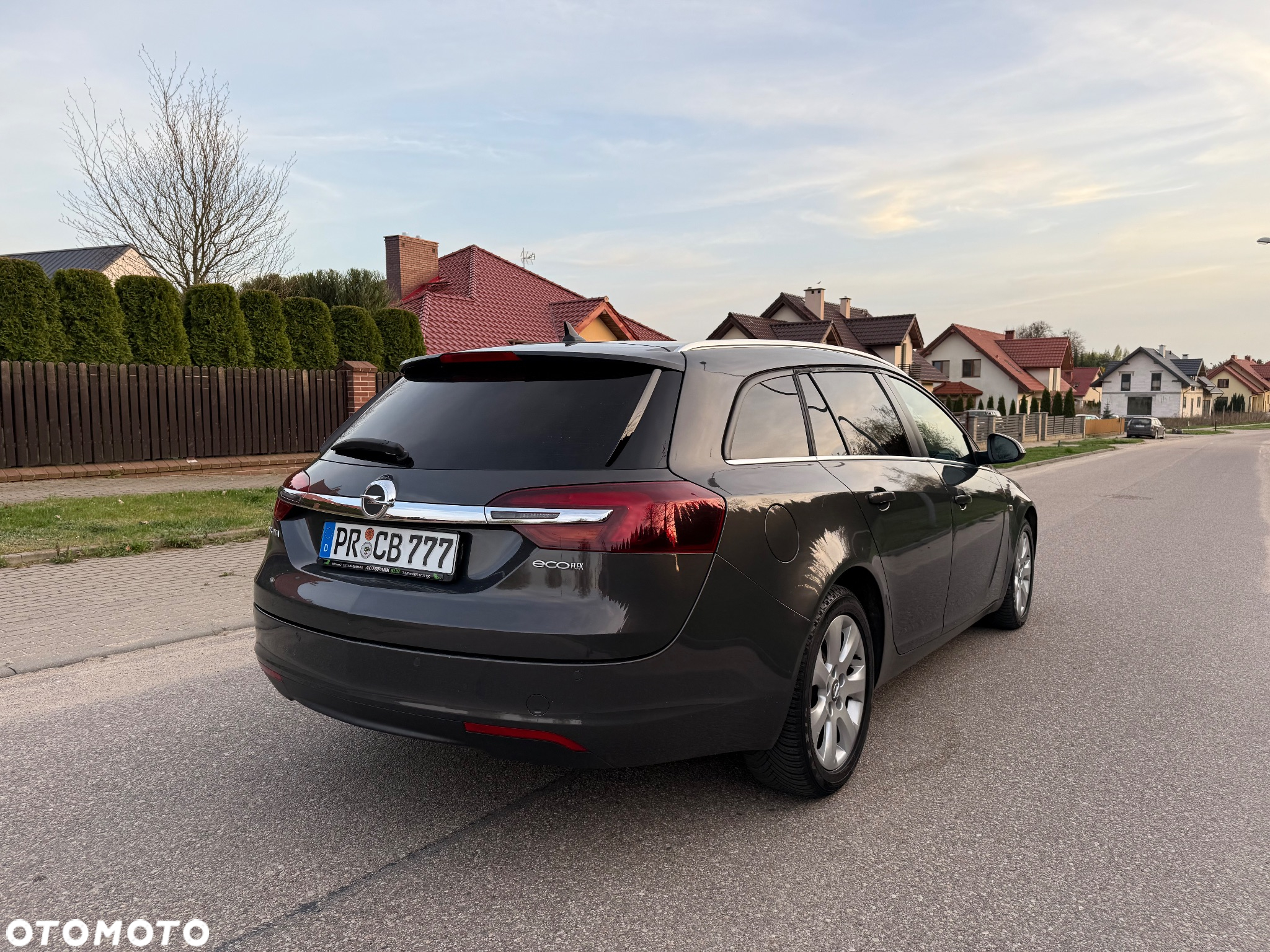 Opel Insignia - 23