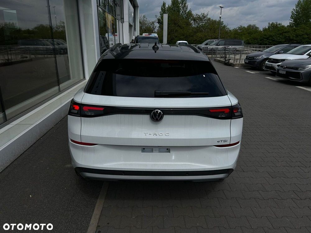 Volkswagen T-Roc - 12