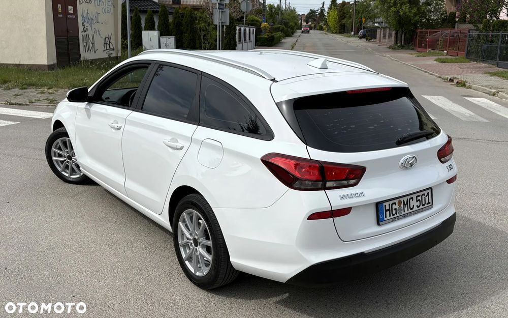 Hyundai i30 1.4 Passion - 6