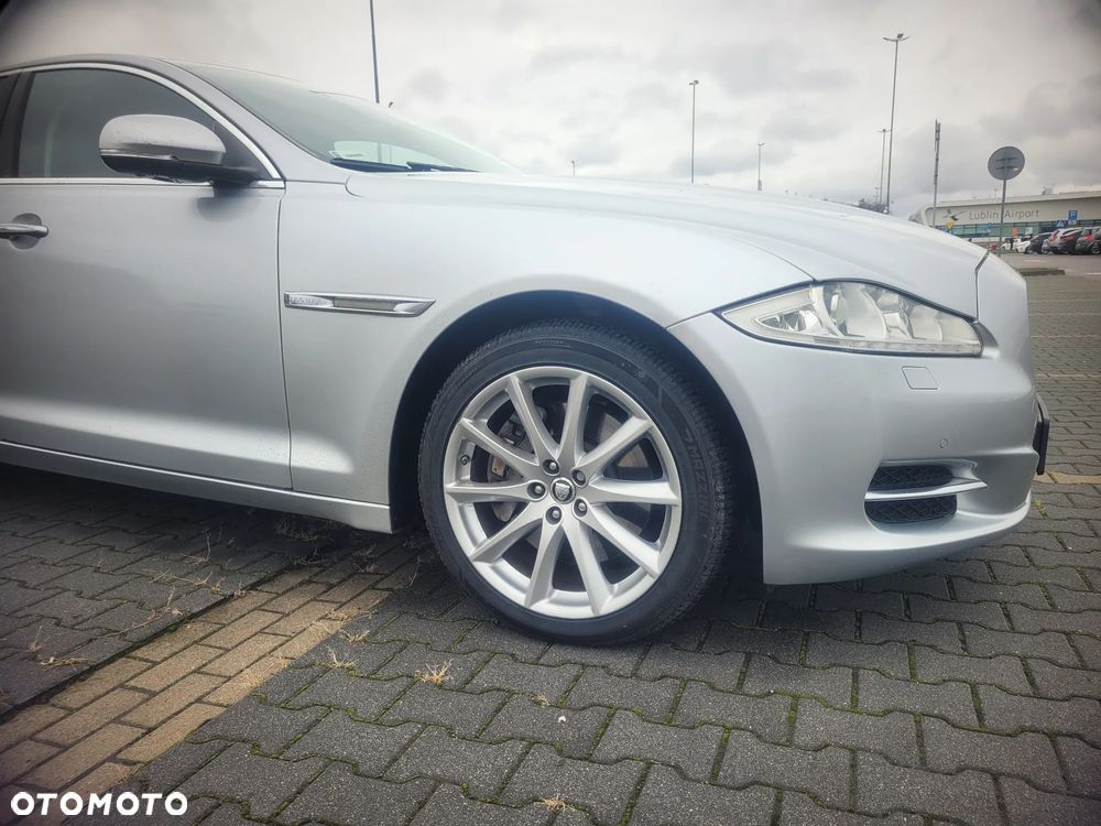 Jaguar XJ 3.0 V6 Kompressor AWD Premium Luxury - 32