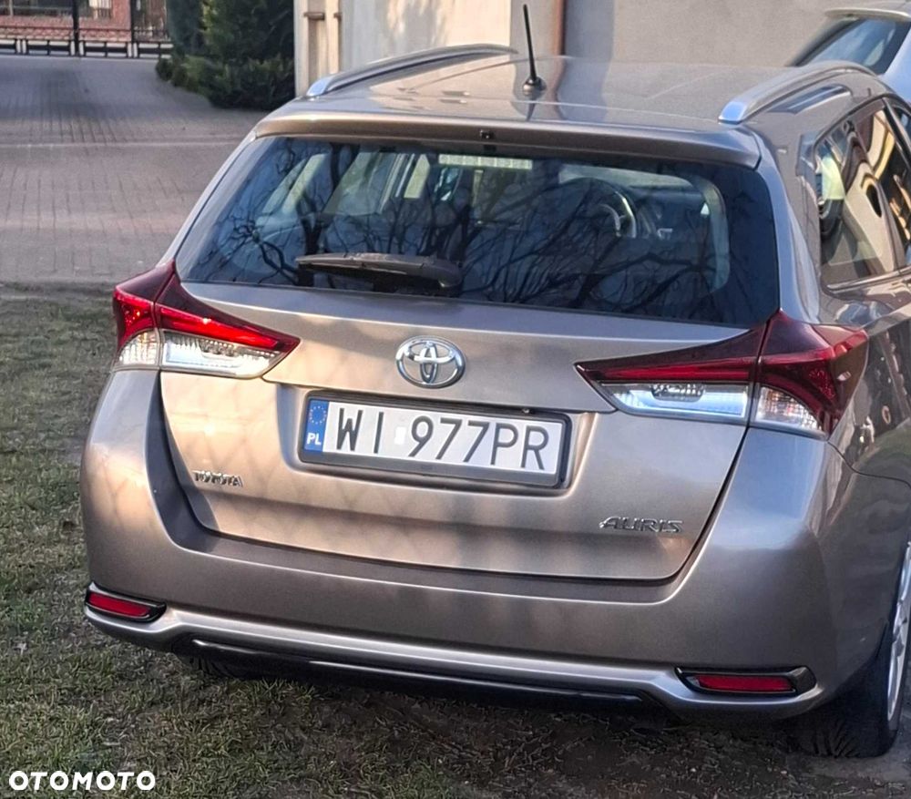 Toyota Auris - 4