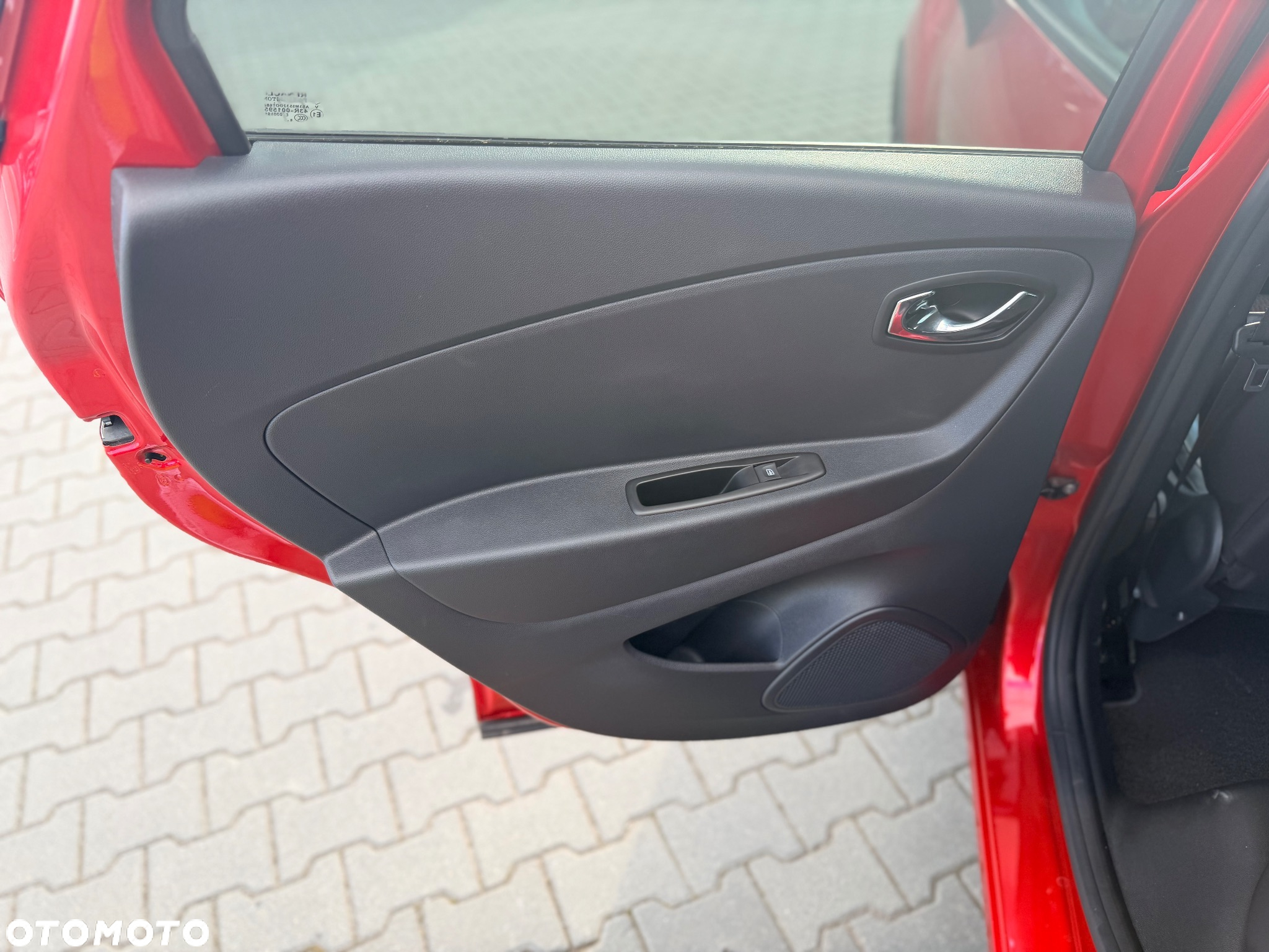 Renault Captur 1.2 TCe Helly Hansen EDC - 25