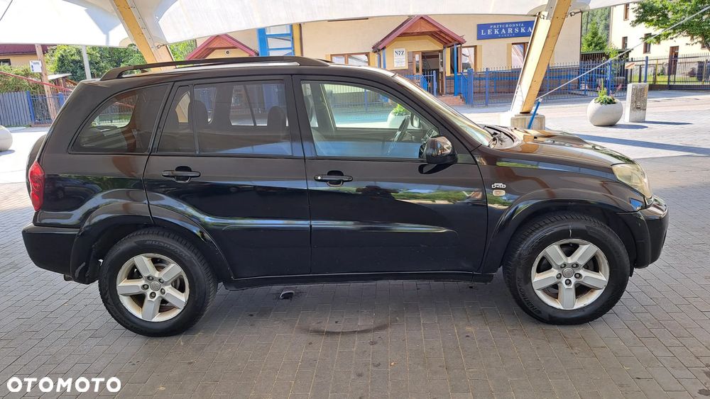 Toyota RAV4 2.0 D-4D 4x4 - 4