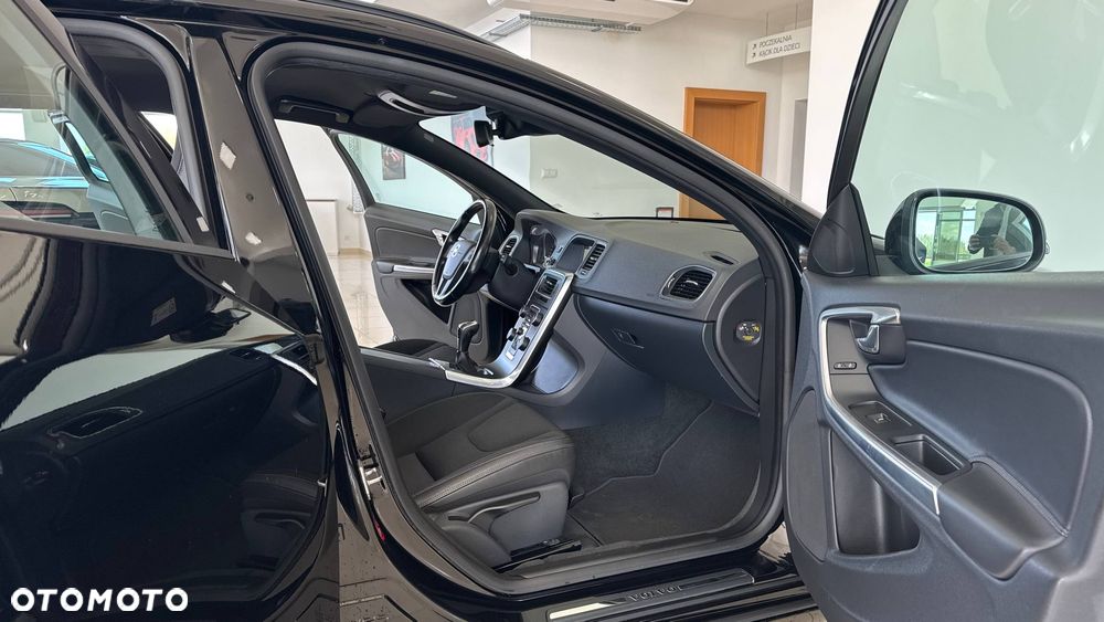 Volvo V60 - 32