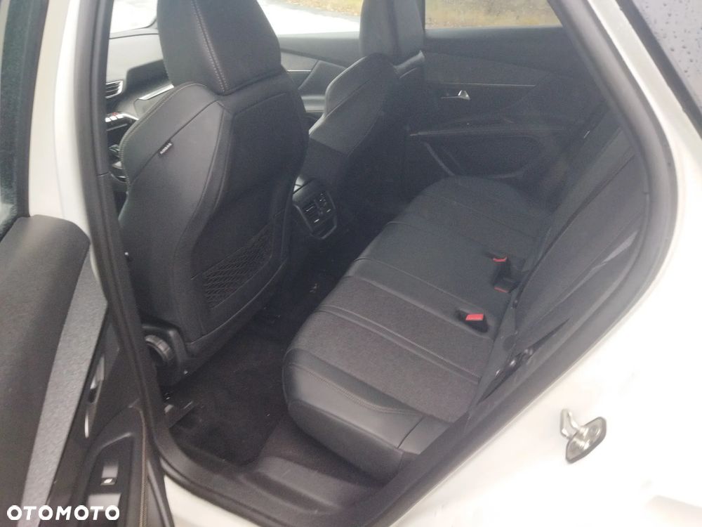 Peugeot 3008 1.6 BlueHDi Allure S&S EAT6 - 13