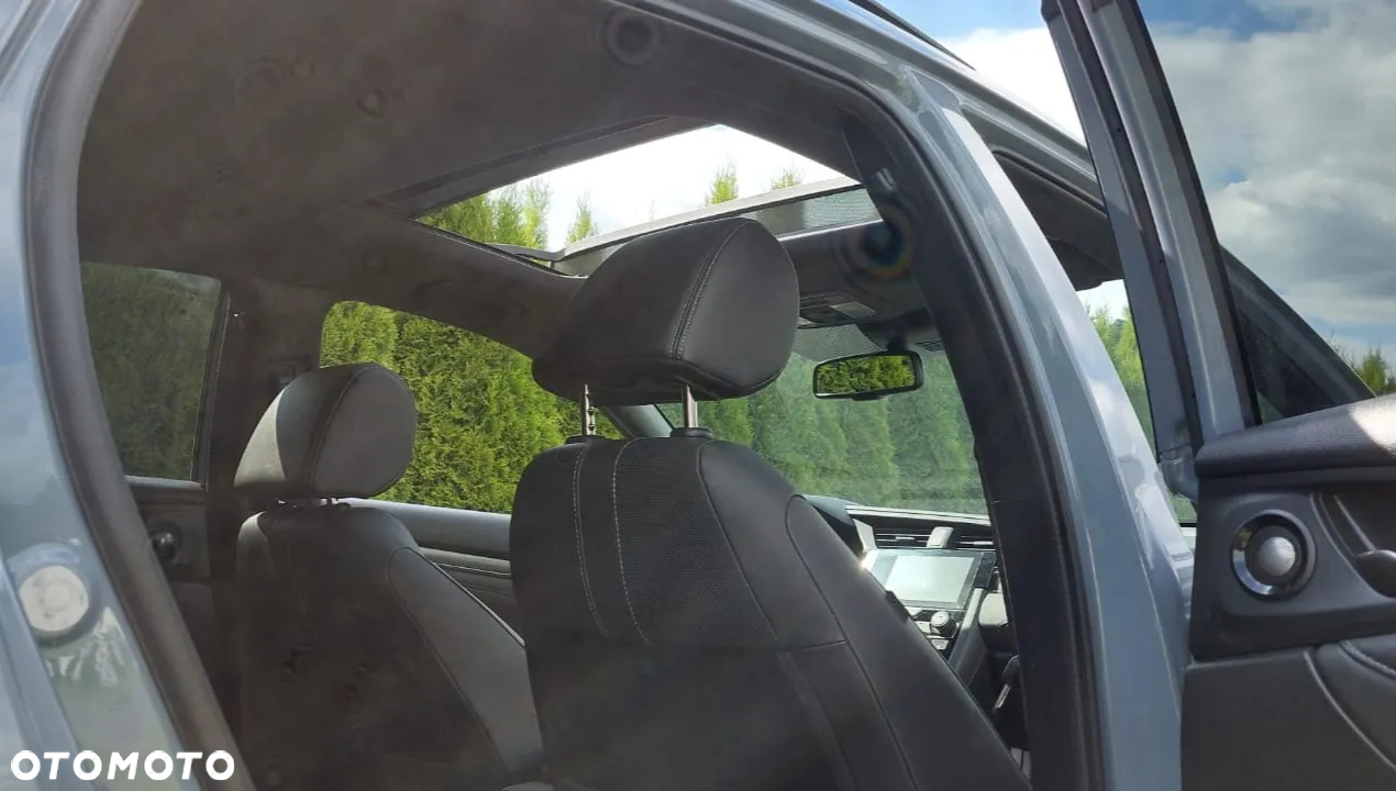 Honda Civic 1.5 i-VTEC Turbo CVT Prestige - 25
