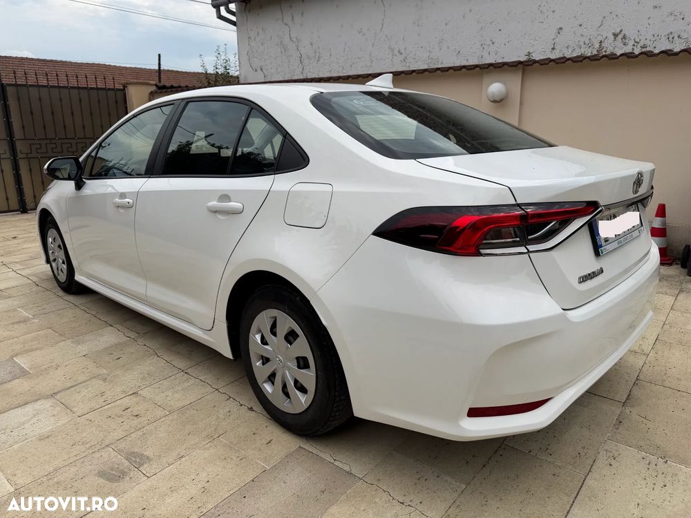 Toyota Corolla - 2