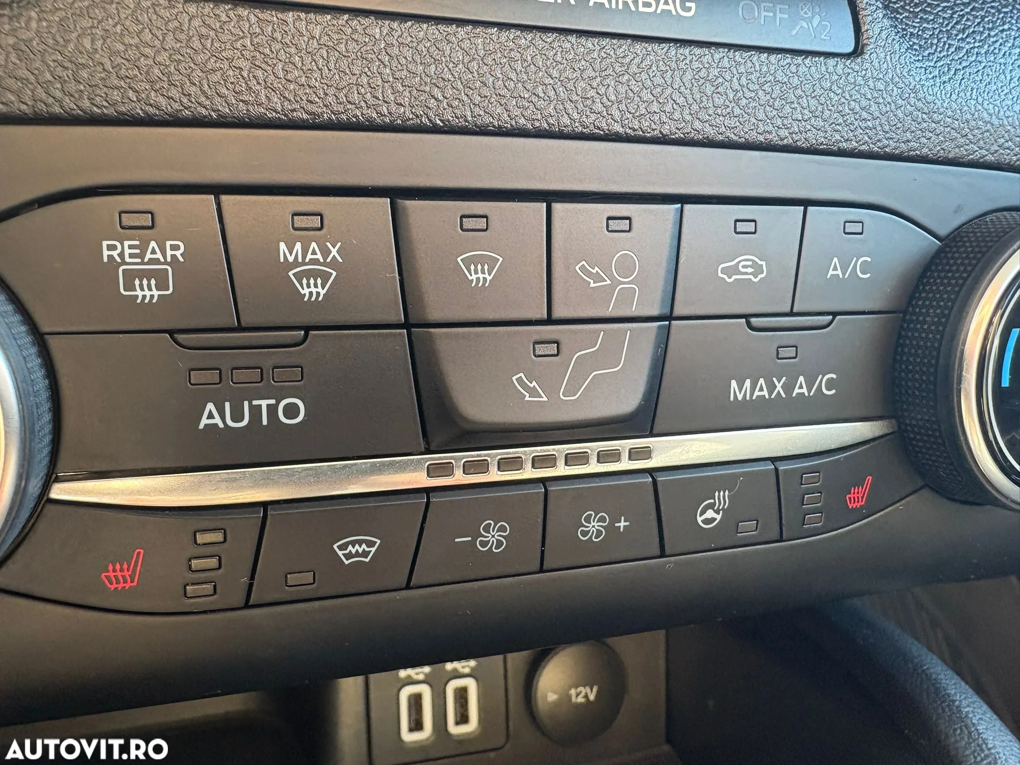 Ford Focus 1.0 EcoBoost Trend - 9