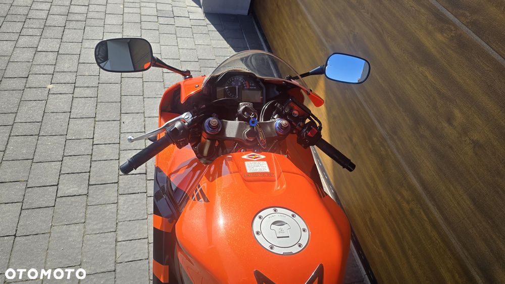 Honda CBR - 12