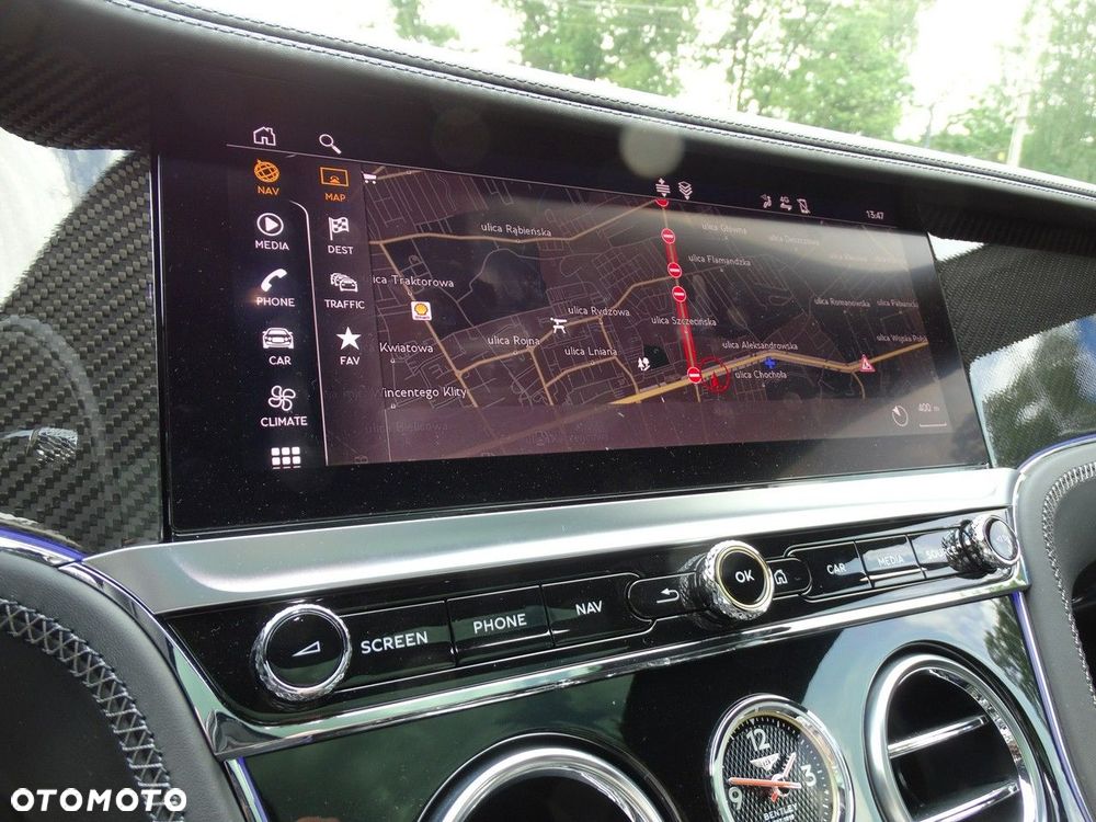 Bentley Continental GT New V8 - 32