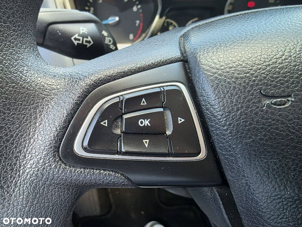 Ford Focus 1.0 EcoBoost Connected - 12