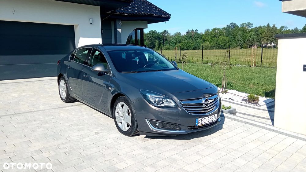 Opel Insignia - 1