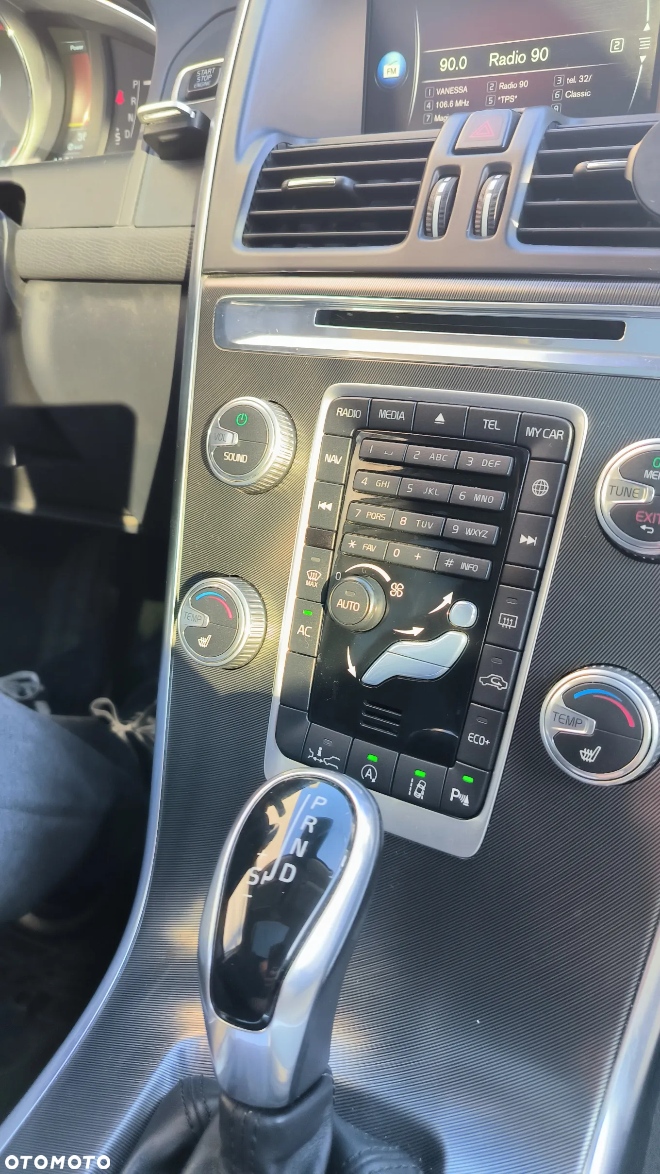 Volvo XC 60 D4 Geartronic Summum - 26
