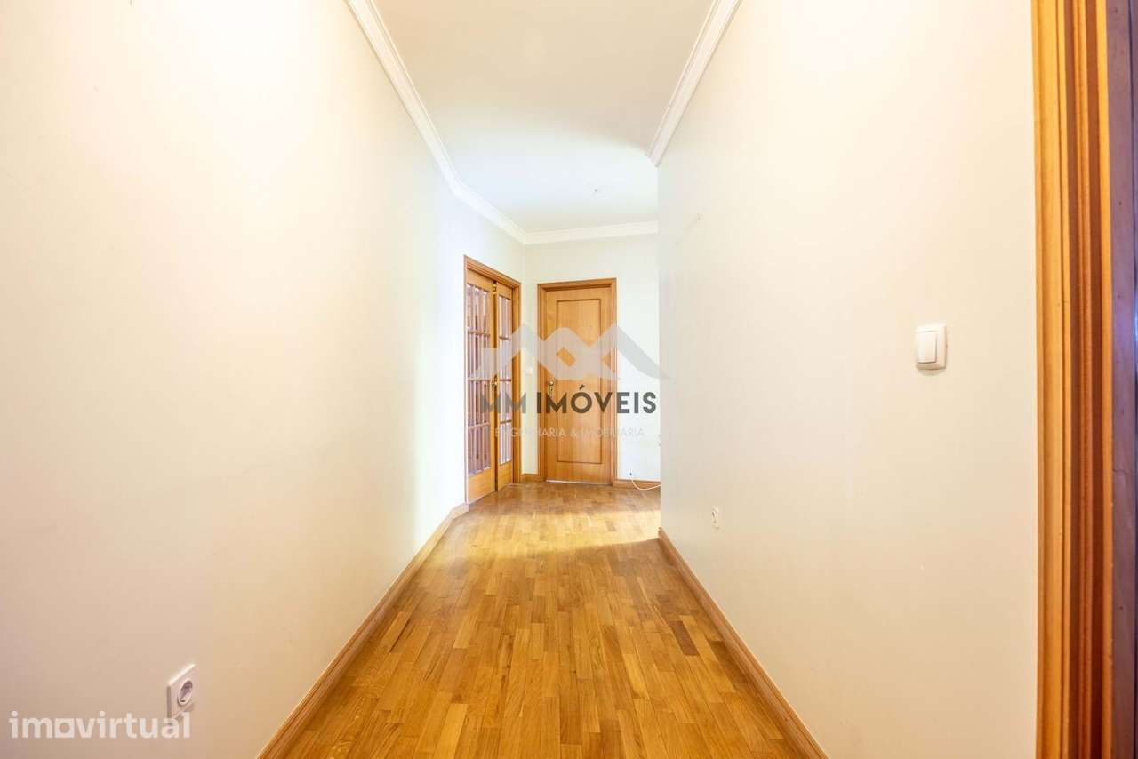 Apartamento T3 | Serpa Pinto | Varandas | Metro | Garagem - Grande imagem: 5/30