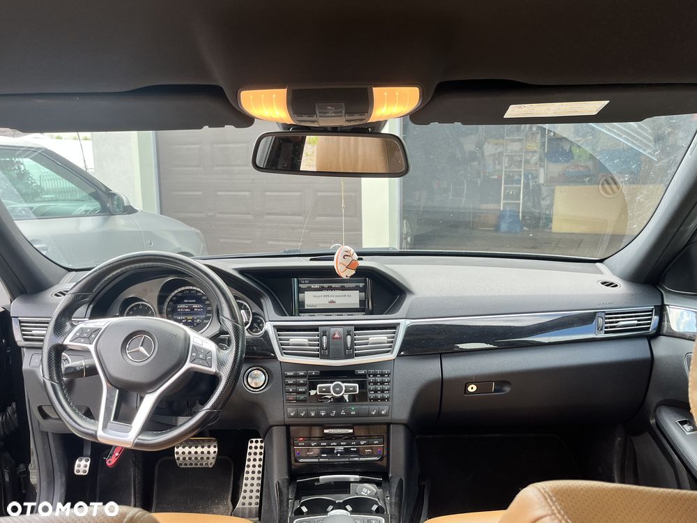 Mercedes-Benz Klasa E 500 4-Matic Avantgarde - 9