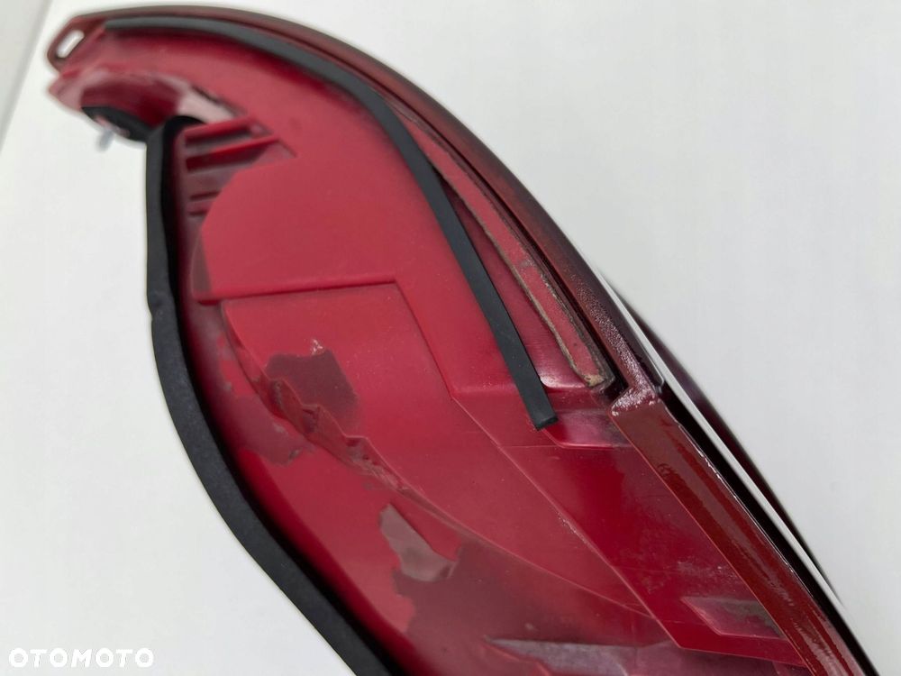 MERCEDES W204 C63 AMG LAMPY TYŁ W BŁOTNIK KOMPLET A2048202064 A2048201964 - 10