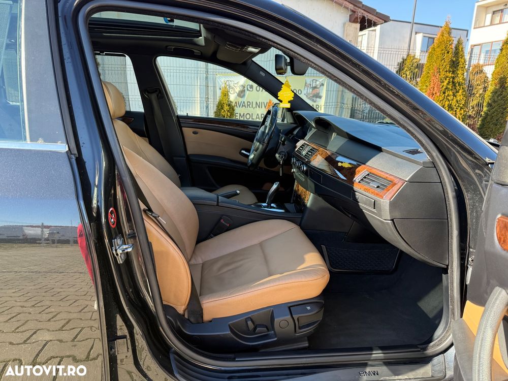 BMW Seria 5 520d Aut. - 7