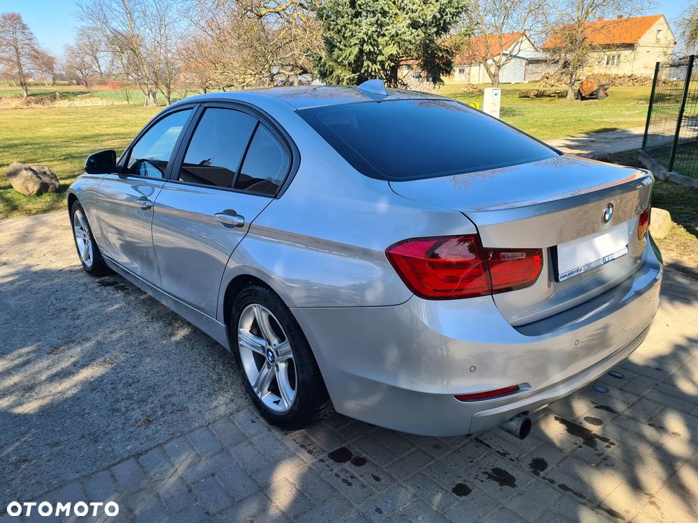 BMW Seria 3 - 10