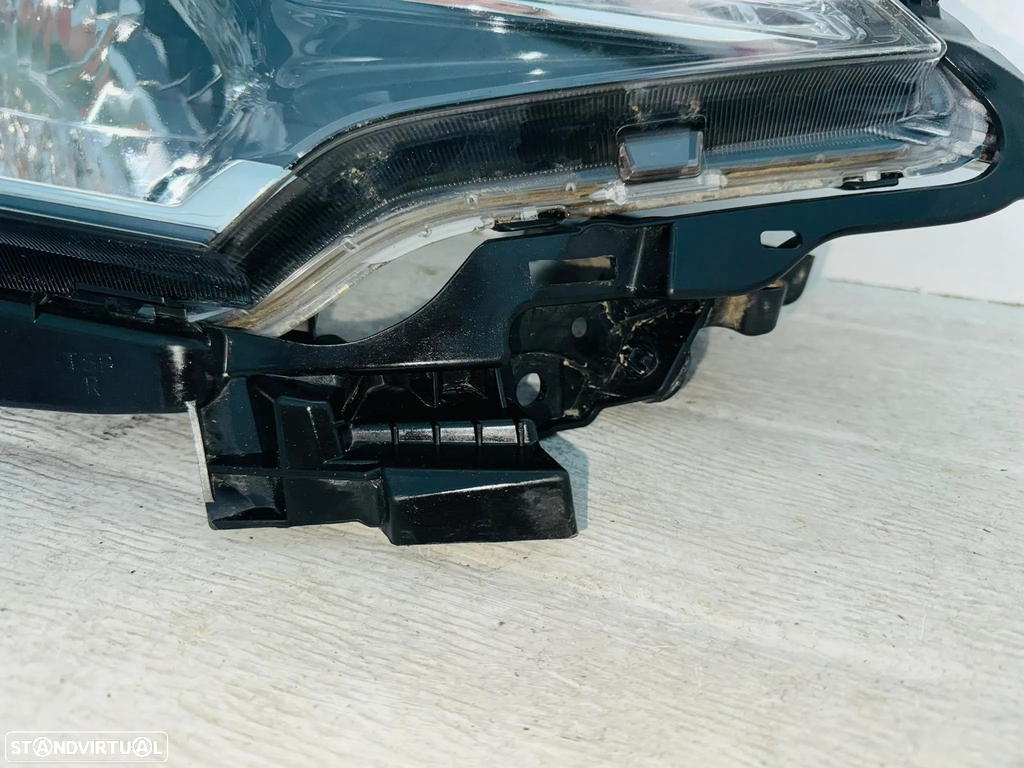 Farol Direito Honda Jazz - 2015 / 2020 - 5