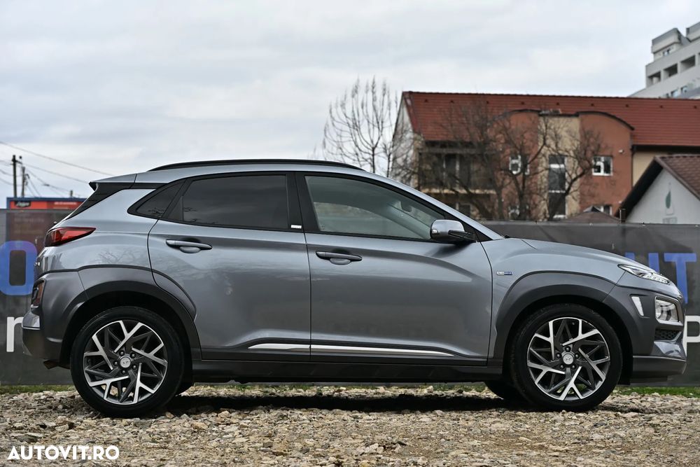 Hyundai KONA - 6