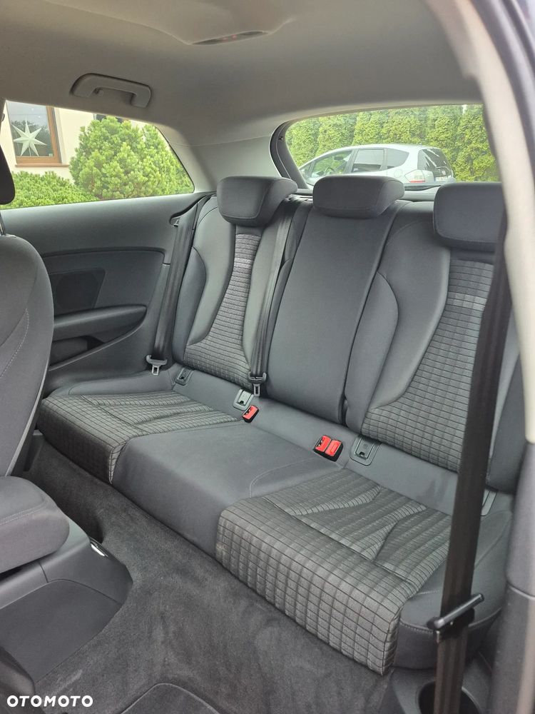Audi A3 3-drzwiowe 1.6 TDI Ambition - 11