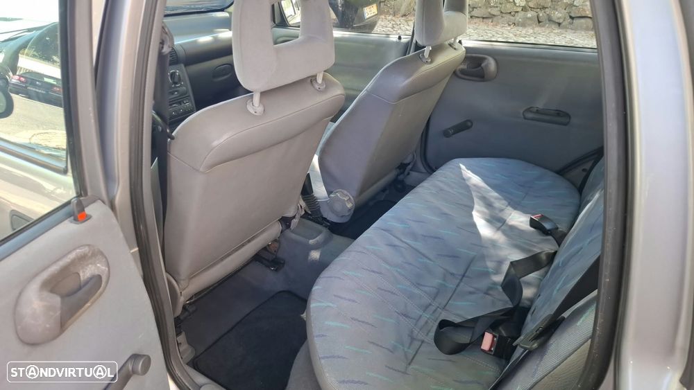 Opel Corsa 1.2 Swing - 11
