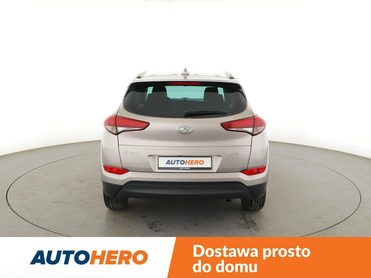 Hyundai Tucson 1.7 CRDI BlueDrive Style 2WD - 6