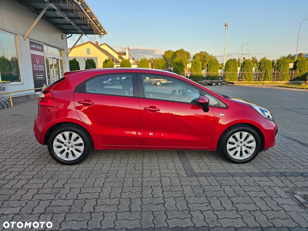 Kia Rio - 7