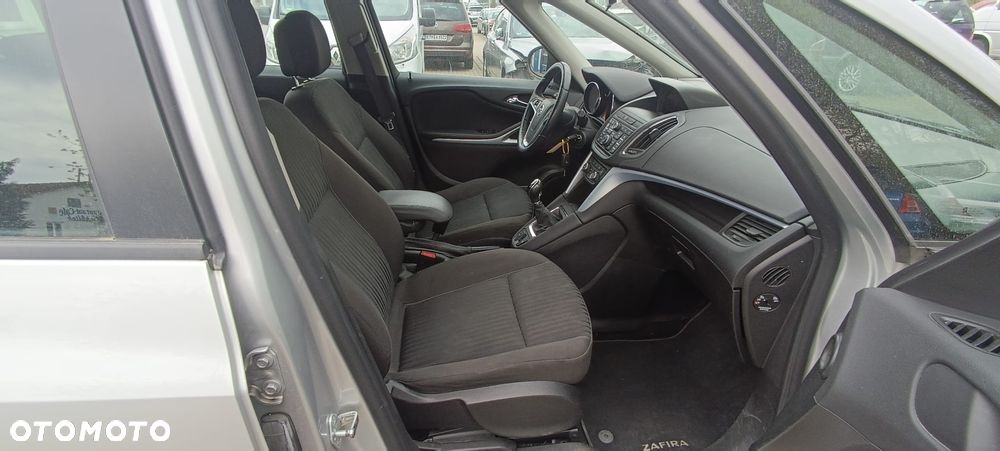 Opel Zafira - 21