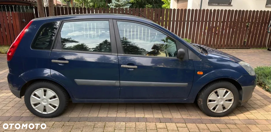Ford Fiesta 1.3 - 6