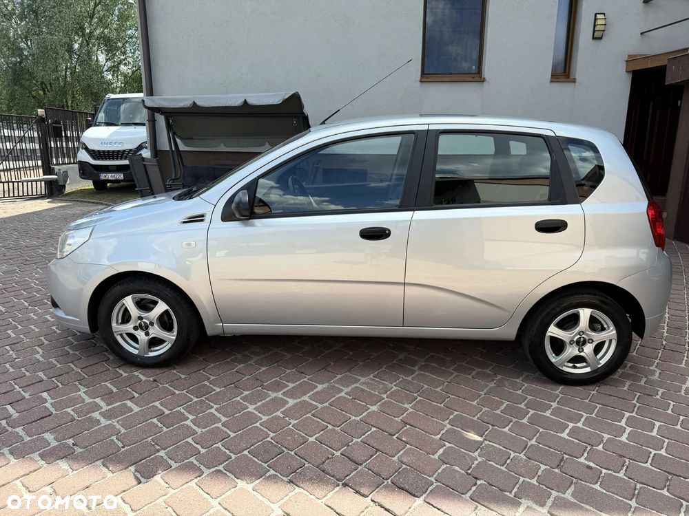 Chevrolet Aveo 1.2 LS - 35