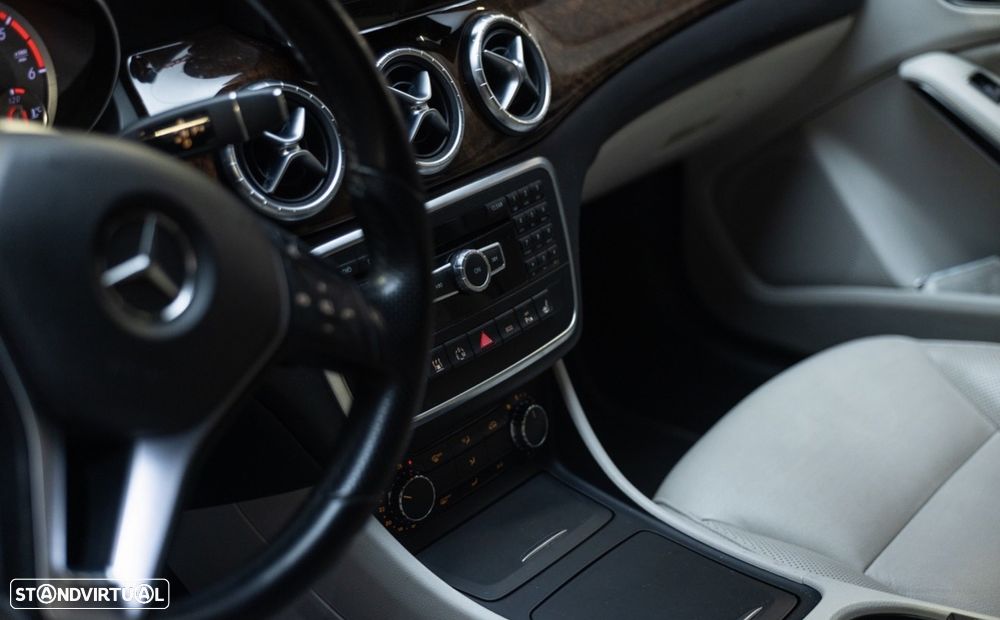 Mercedes-Benz CLA 220 CDi AMG Line Aut. - 8