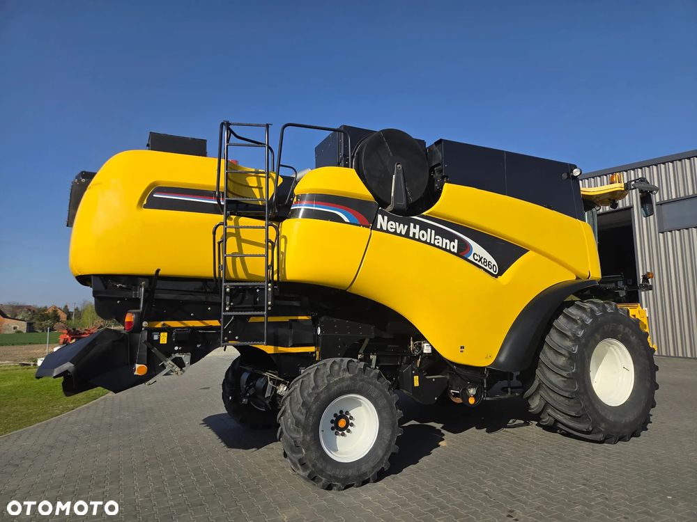 New Holland CX 860 2005 Rok, Nie Malowany, Stan Idealny - 7